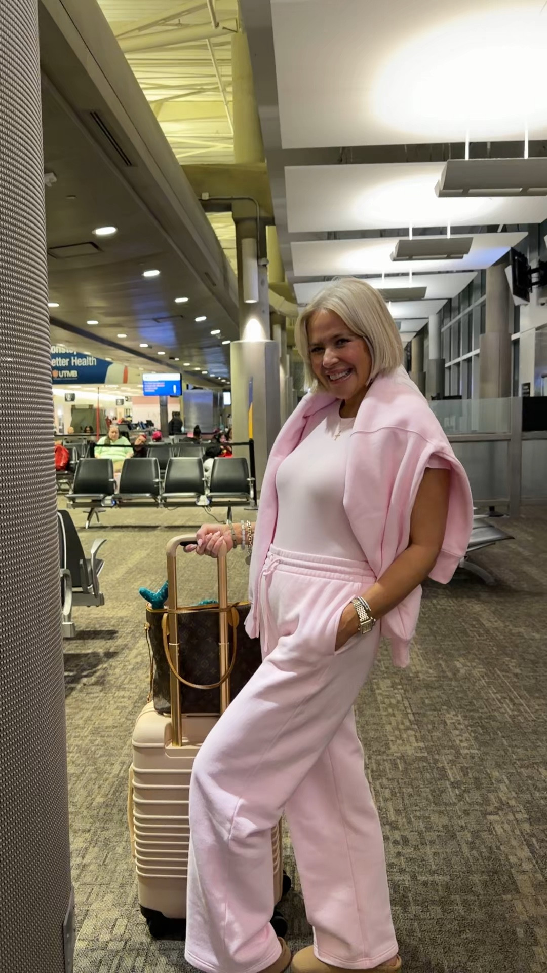 travel fit to NYC!!! 

women over 50 fashion, over 50 style inspiration, midlife fashion blogger, ageless style women, chic over 50 outfits, modern classic style women

#LTKOver40 #LTKTravel #LTKSeasonal