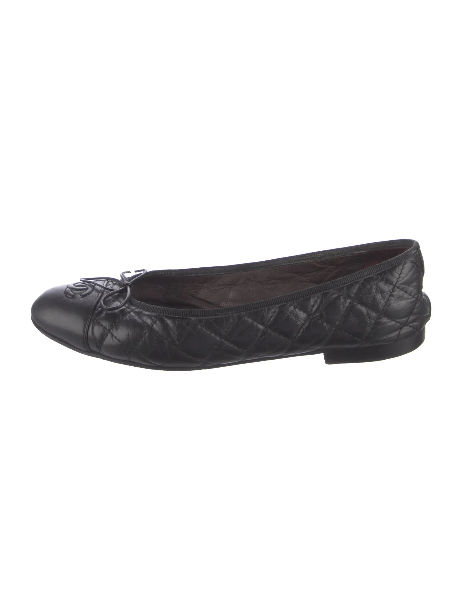 Interlocking CC Logo Calfskin Ballet Flats | The RealReal