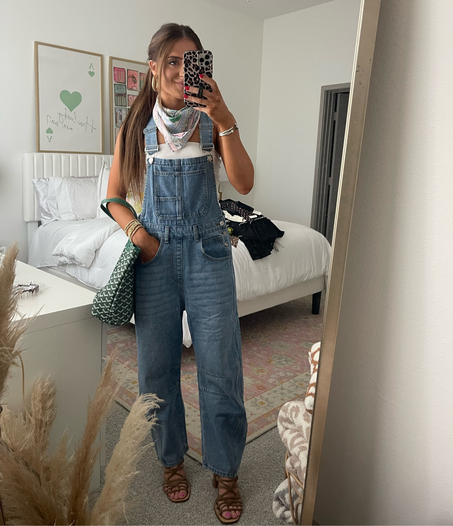 Obsessed with these overalls 🤍

#LTKStyleTip #LTKOver40 #LTKFindsUnder50