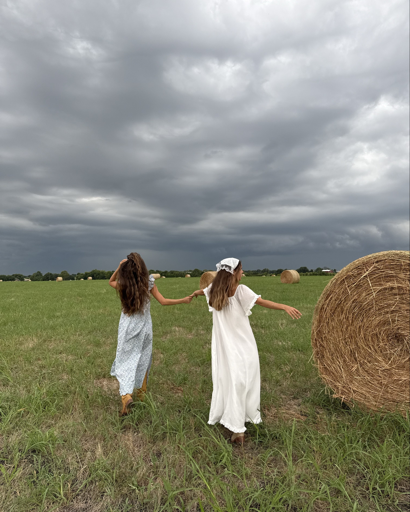 running through dreamy fields all summer long in these dreamy pieces from Piyama.🤍🕊️ for reference we’re both wearing smalls!✨

#LTKPetite #LTKU #LTKStyleTip