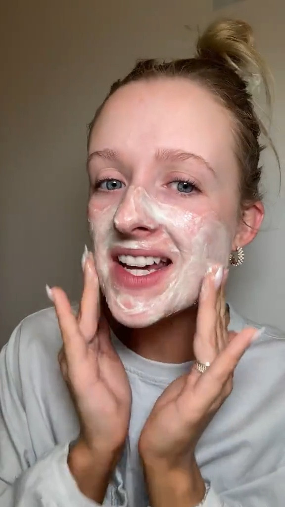 The Arencia Mochi Cleanser is so soft and cushiony — my skin feels clean without ever feeling tight.
• arencia mochi cleanser• gentle face wash• hydrating cleanser• korean skincare• clean beauty routine• everyday skincare favorites

#LTKBeauty #LTKselfcare