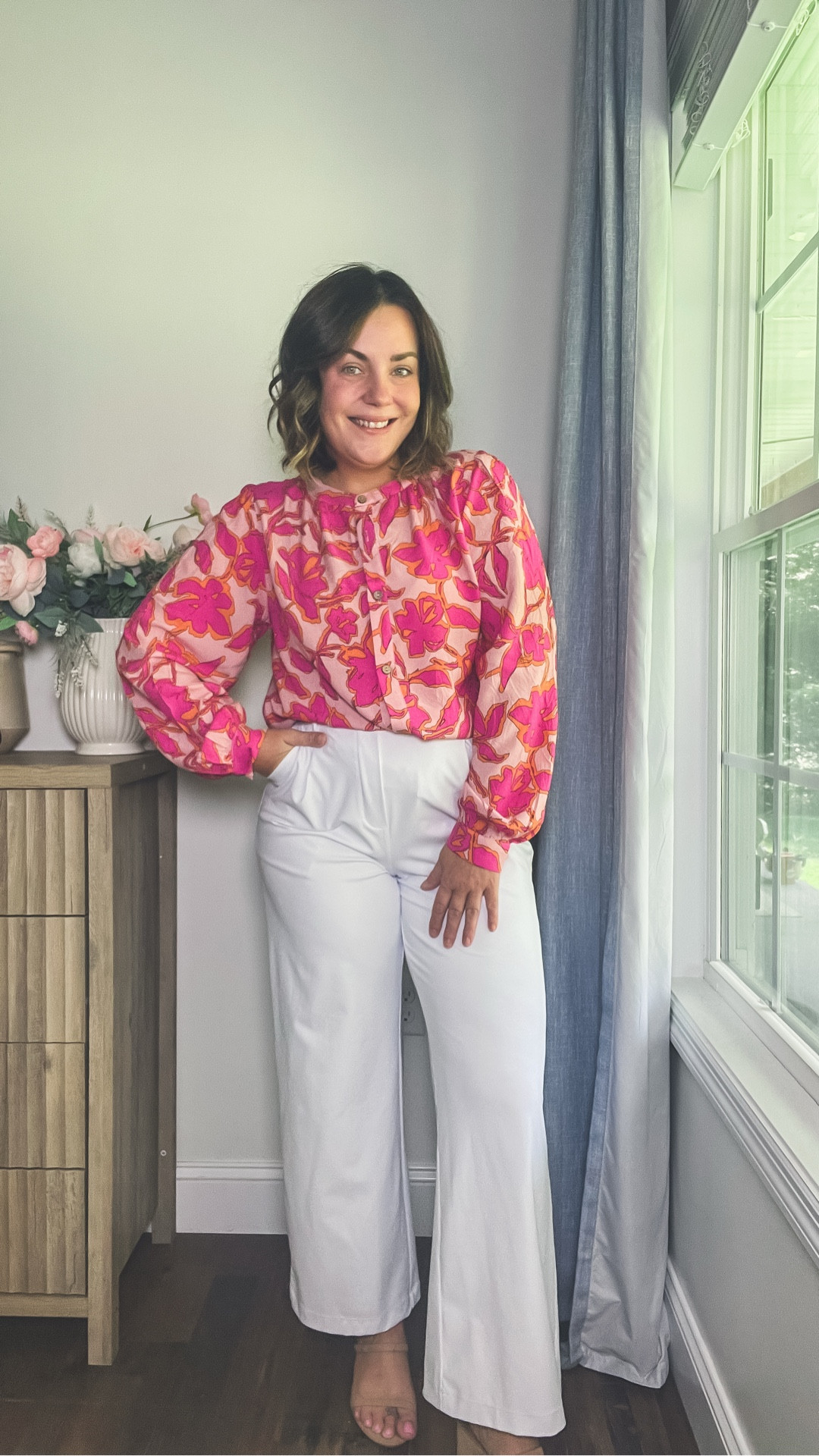 Fresh + fun ✨ This loose Amazon blouse styled with white trousers makes the perfect polished look for fall—easy, chic, and effortless.

#AmazonFashion #FallStyle #AmazonFinds #WorkwearOutfit #AmazonWorkwear #AmazonFallFashion #ChicStyle