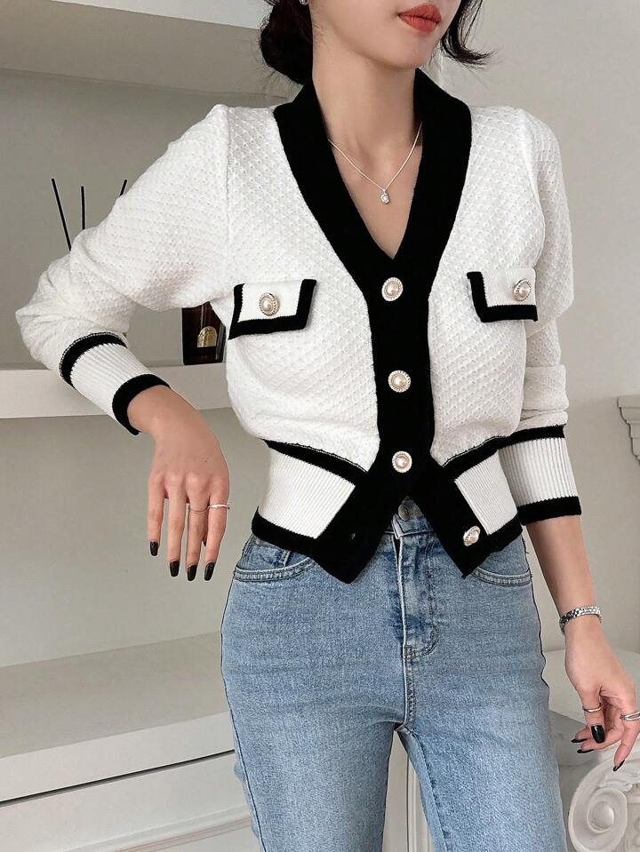 DAZY Contrast Trim Button Front Cardigan,Long Sleeve Tops | SHEIN