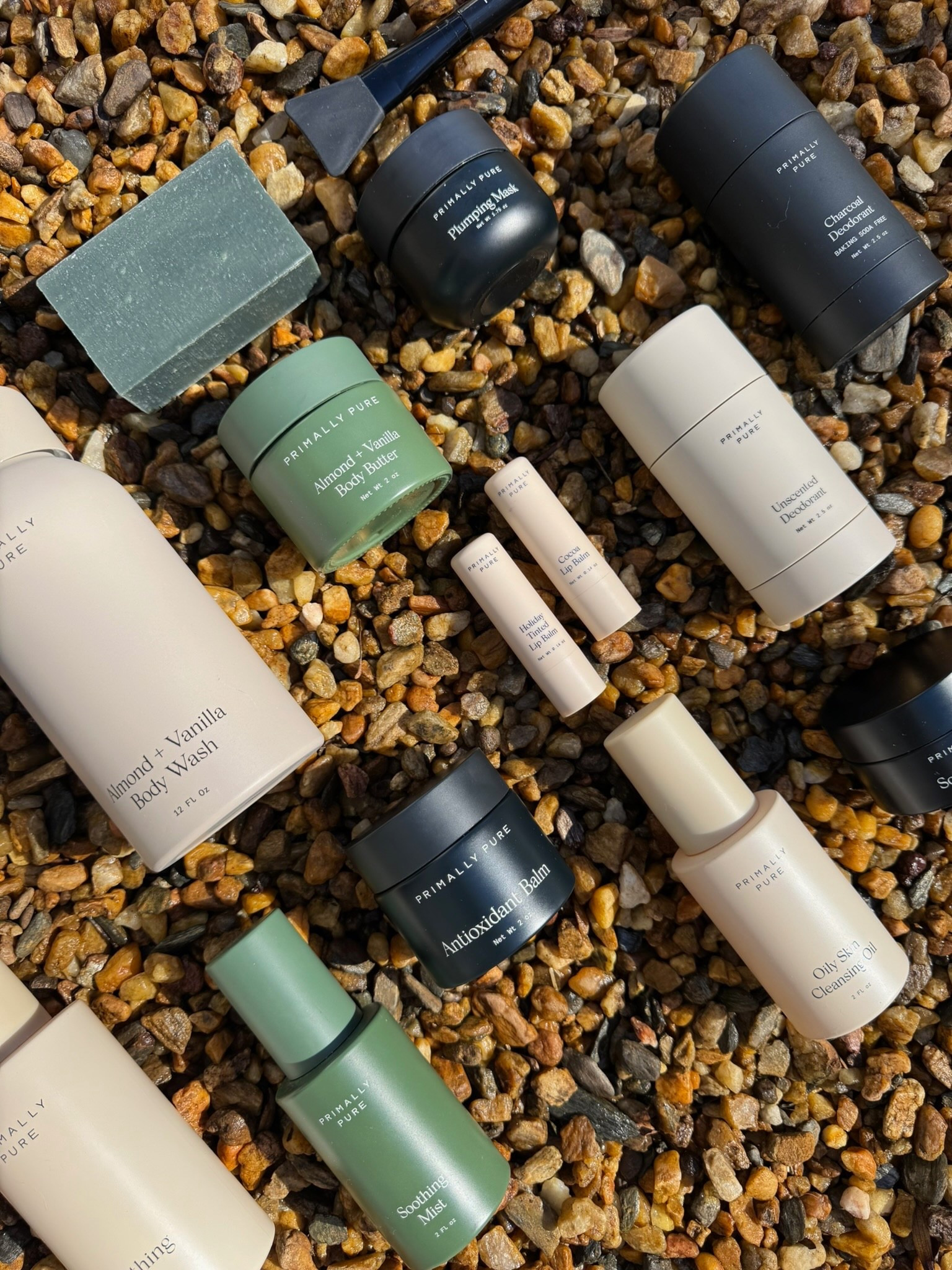 Today’s favorites: Primally Pure’s Almond + Vanilla Body Wash + Body Butter, Plumping Mask, Charcoal Deodorant, Unscented Deodorant, Antioxidant Balm, Soothing Mist, Oily Skin Cleansing Oil, hydrating lip balms, and their nontoxic bar soap.
Pure ingredients and everyday luxury — yes please.
#eanesinteriors #primallypurepartner #cleanproducts #skincareflatlay #naturalliving #beautyessentials



#LTKmomlife #LTKselfcare #LTKBeauty