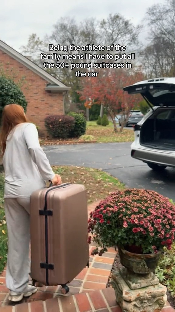 I clearly just rolled out to bed too 

#LTKWatchNow #LTKStyleTip #LTKTravel