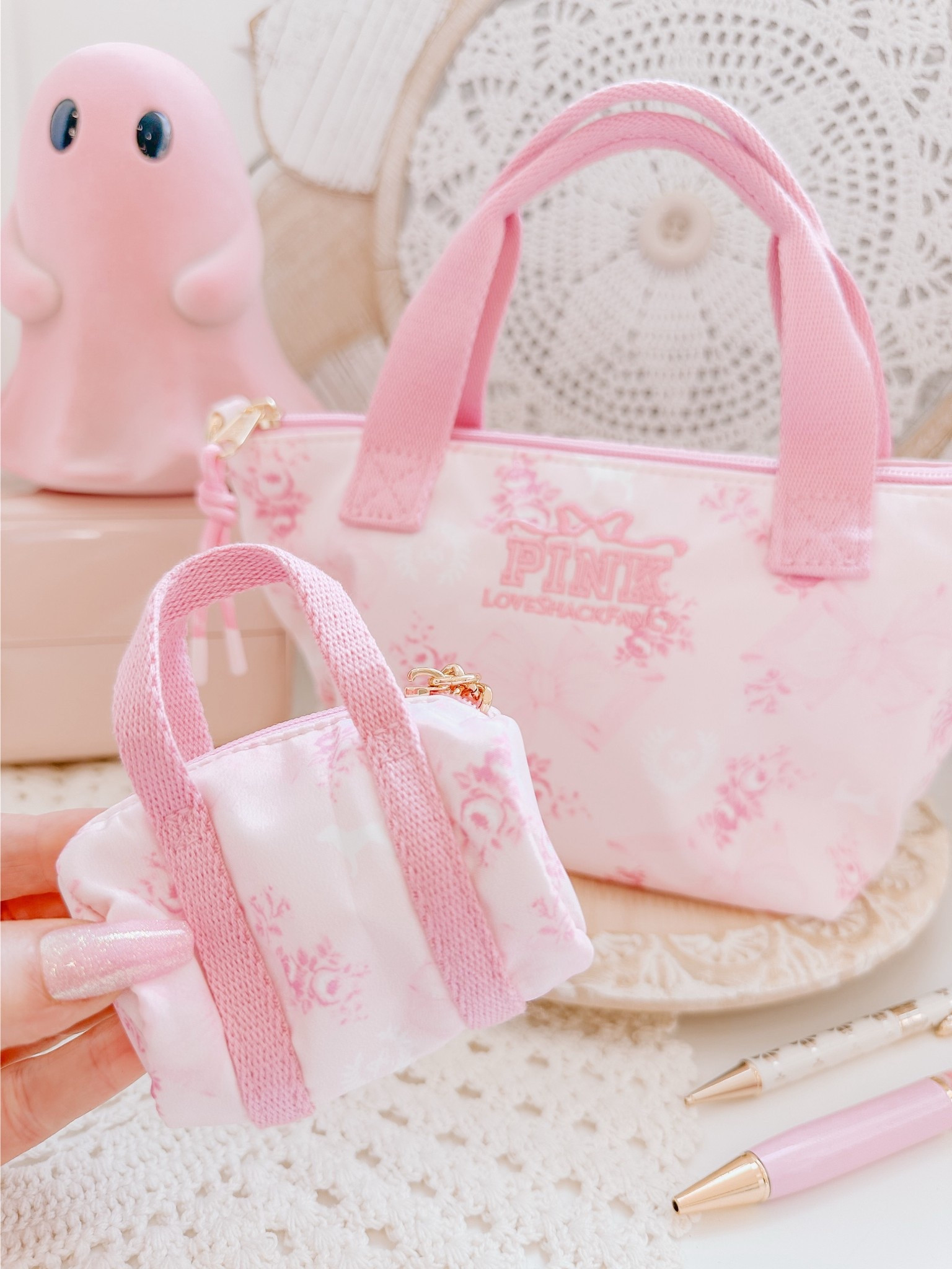 Cutest bag ever!!

#LTKTravel #LTKItBag #LTKStyleTip