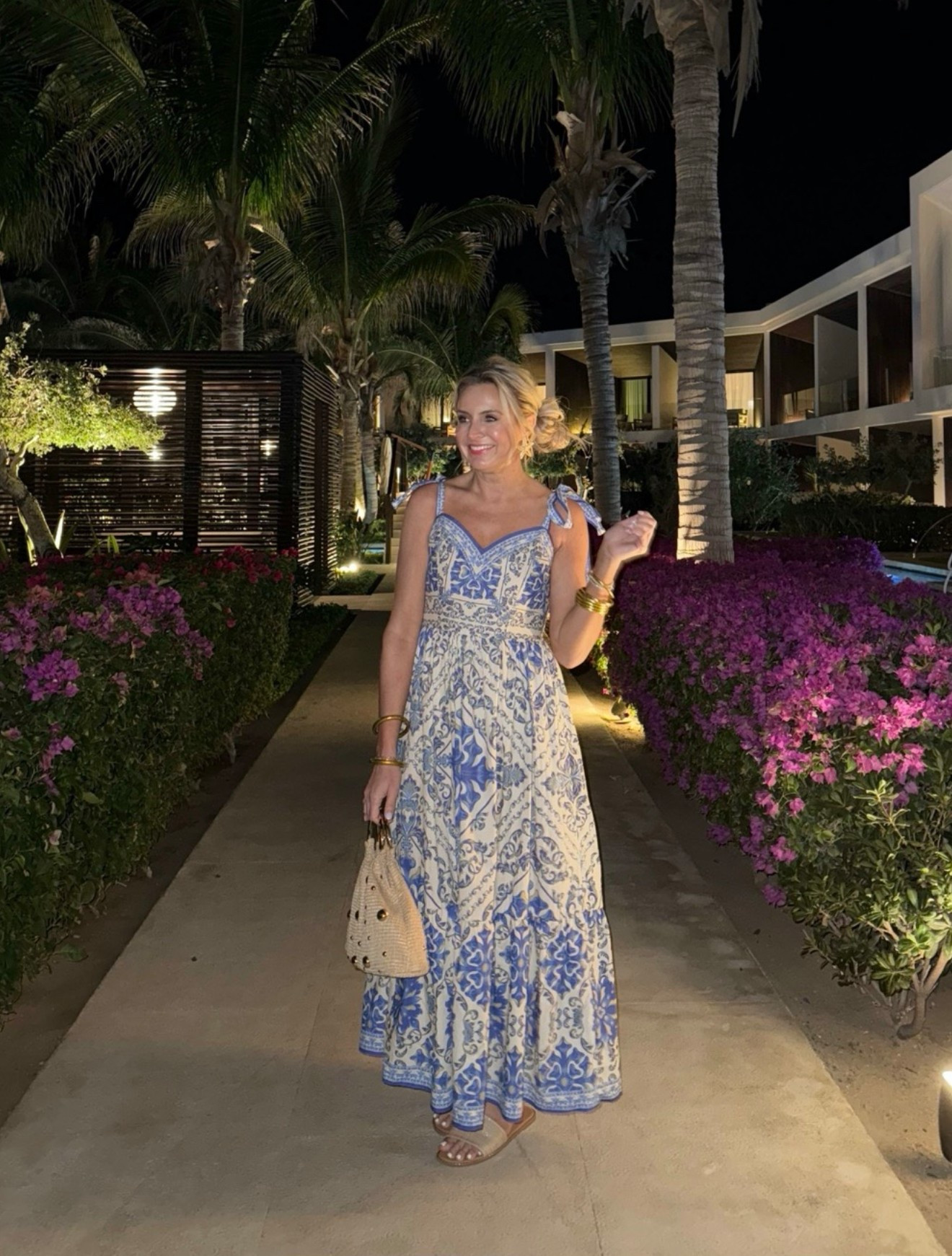 This dress is back and so perfect. Wearing an xs!

#LTKFindsUnder100 #LTKTravel #LTKSeasonal