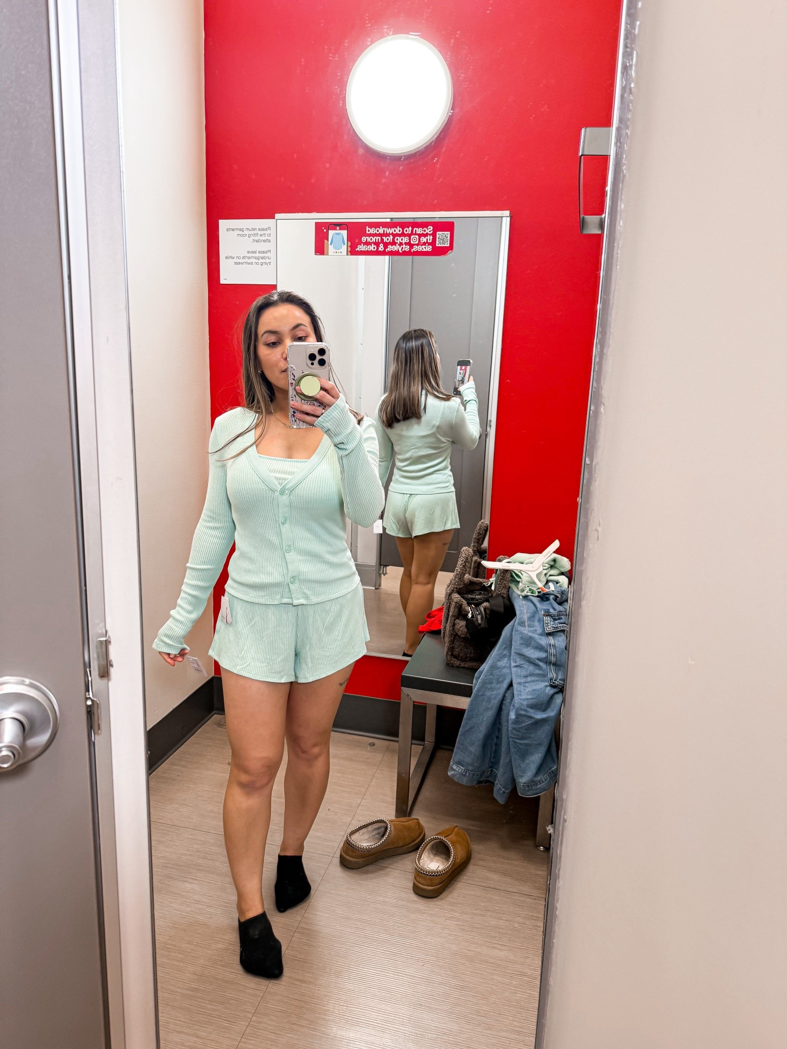 Target pj set 

Soft pajamas 
Target finds 
Wearing an XS

#LTKootd #LTKPetite