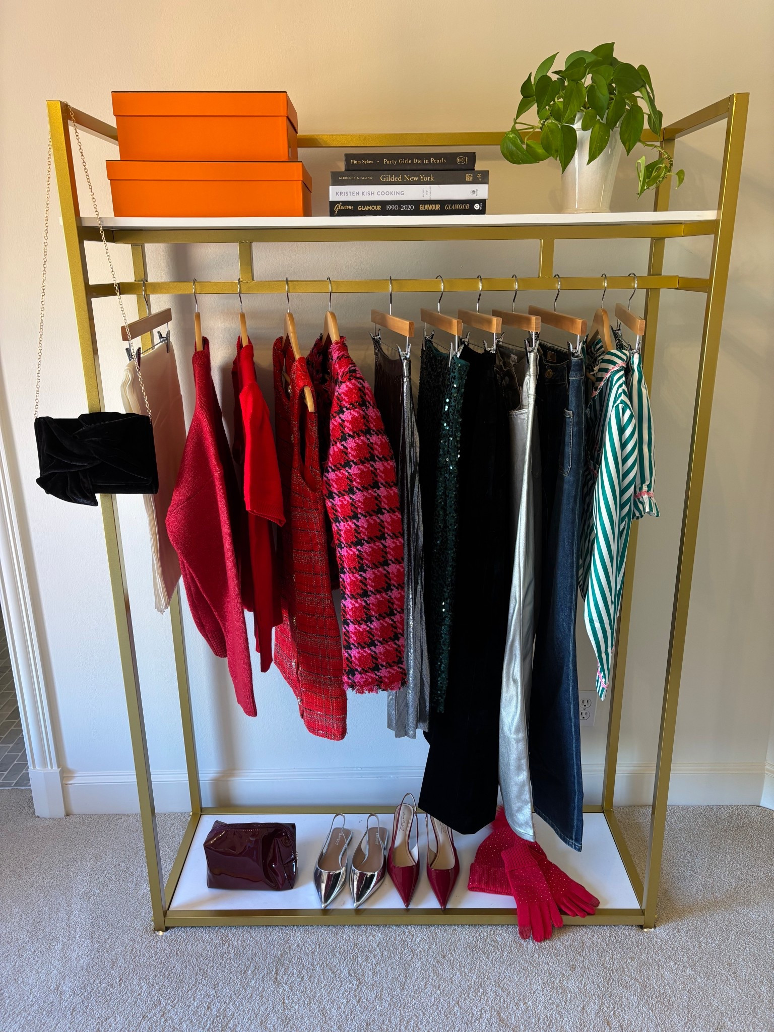 New holiday looks!  

#LTKHoliday #LTKFindsUnder100 #LTKParties