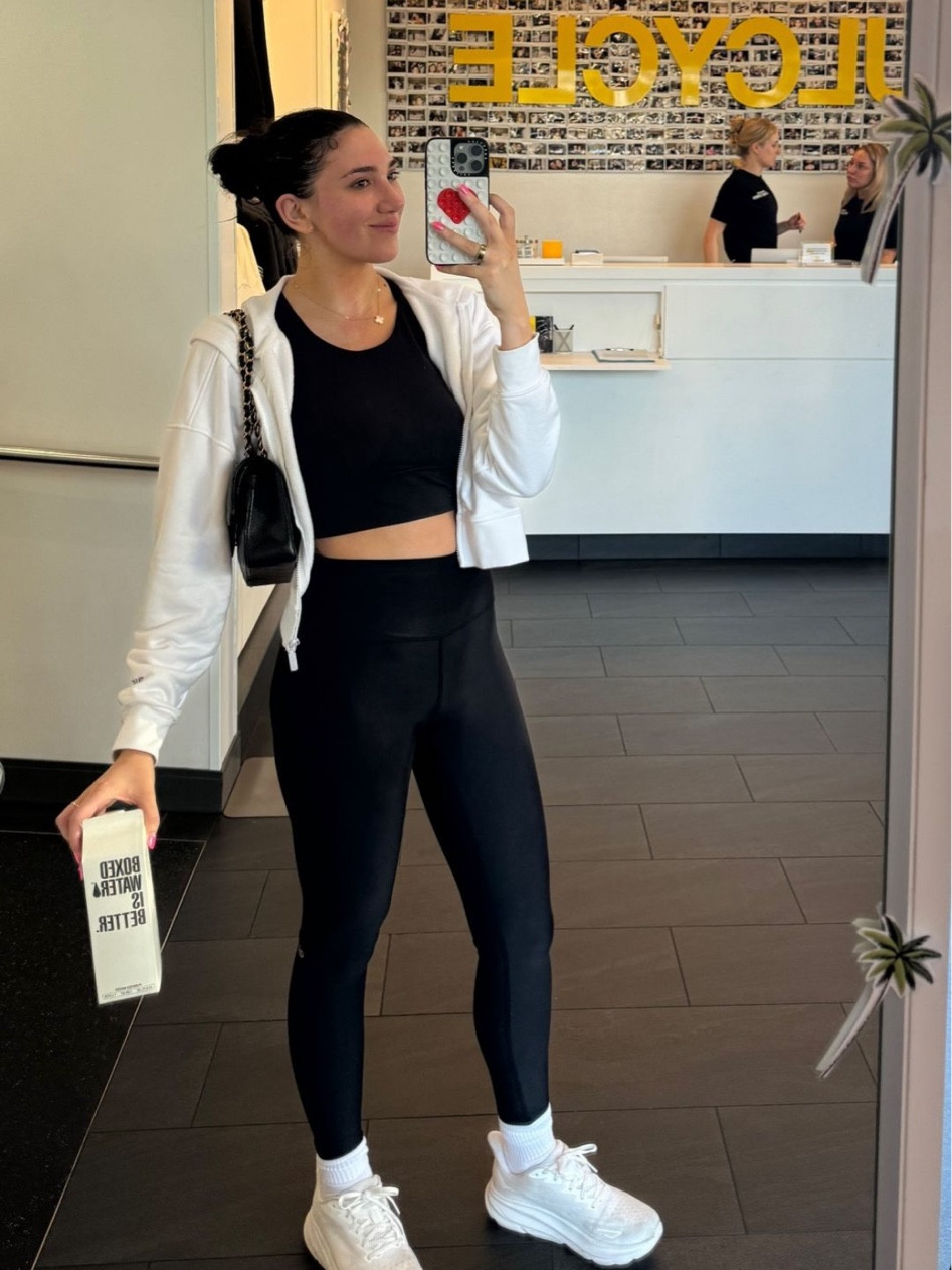 Soul cycle outfit of the day 🖤

#LTKfitness #LTKfindsunder100 #LTKSeasonal
