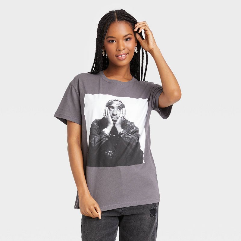 Women's Tupac Short Sleeve Graphic T-Shirt - Black | Target
