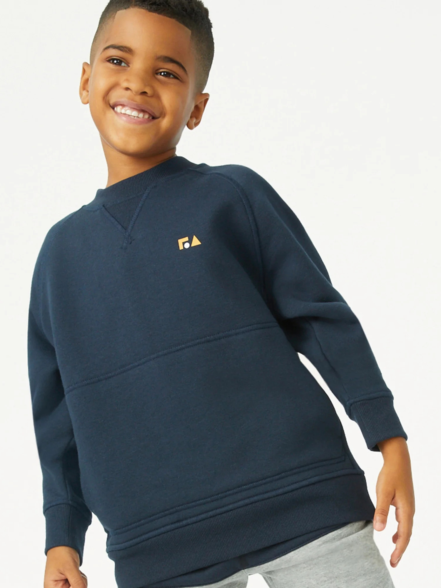 Free Assembly Boys Crew Neck Sweatshirt with Pocket, Sizes 4-18 | Walmart (US)