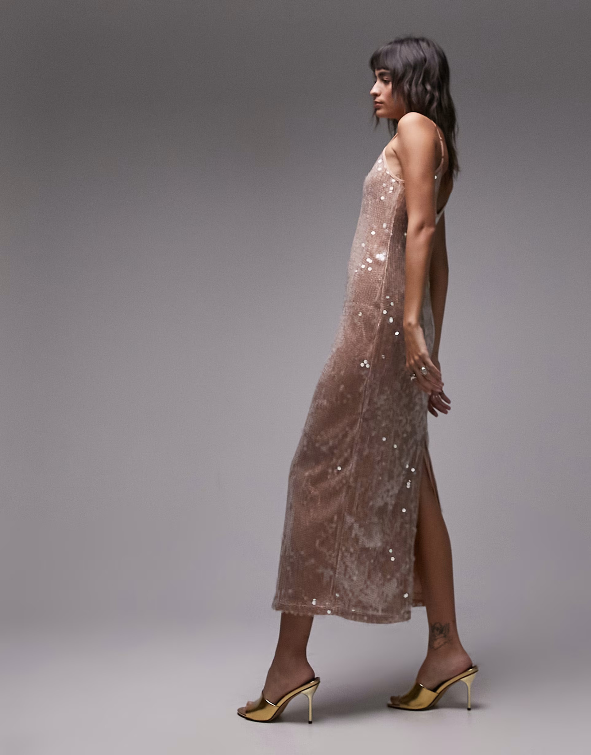 Topshop - Vestito sottoveste midi in paillettes beige | ASOS (Global)