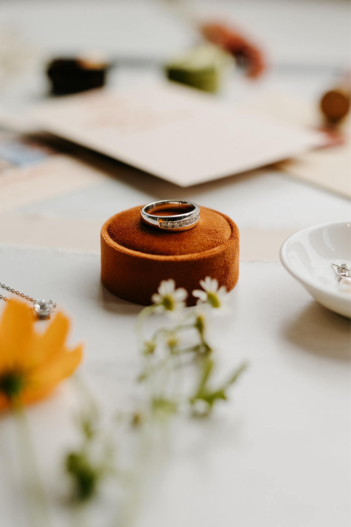 Wedding ring circle velvet box 💍 ring box / orange ring box / wedding details : wedding photography prop

#LTKFindsUnder100 #LTKWedding