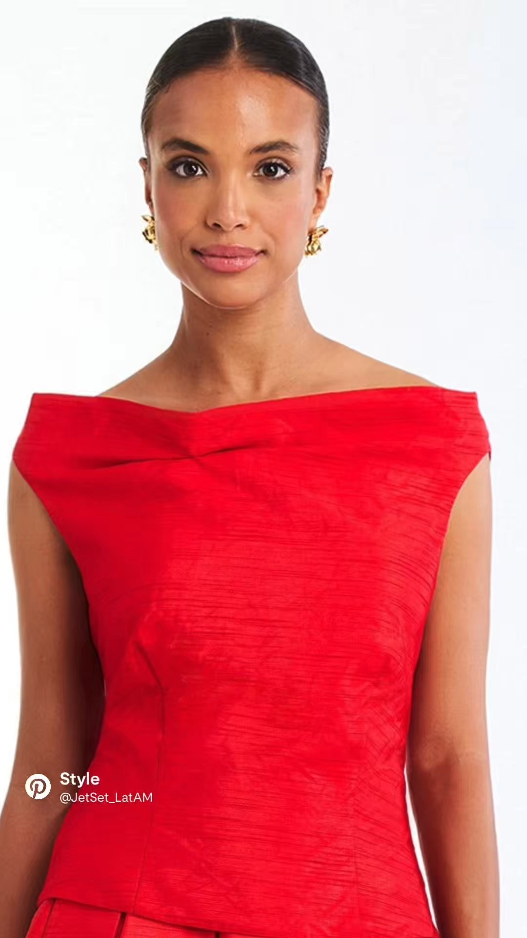 The Mestiza New York Taza Draped Top — a sculptural red statement piece perfect for holiday parties, elegant evenings, and special events. Bold, structured, and beautifully designed for elevated dressing. Style it with the matching skirt or chic separates for a luxury red-holiday look.


#LTKCyberWeek #LTKHoliday #LTKGiftGuide