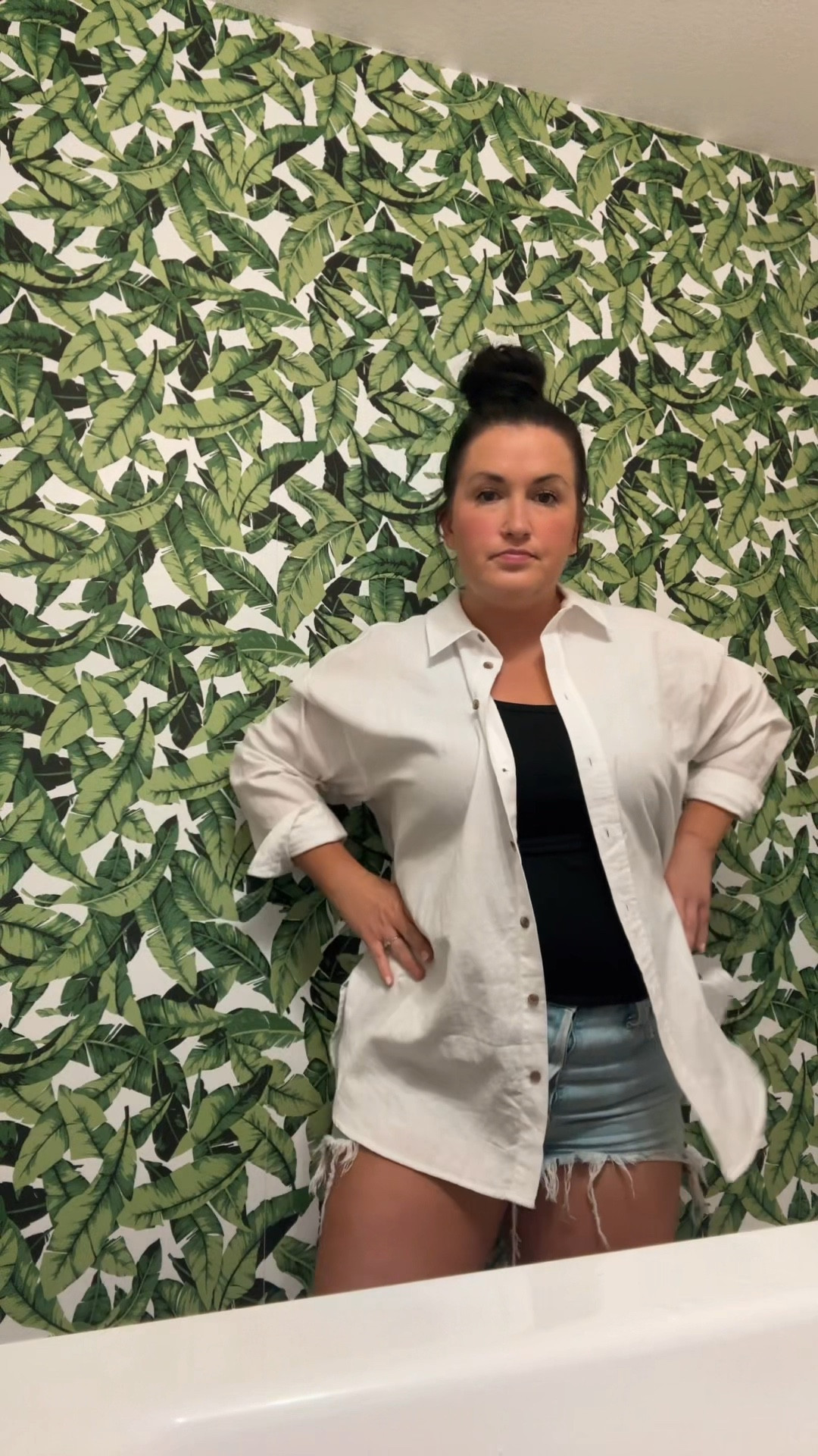 My go-to look this spring! Casual, comfortable, but a little more elevated! 🫶🏽

#LTKSeasonal #LTKMidsize #LTKVideo