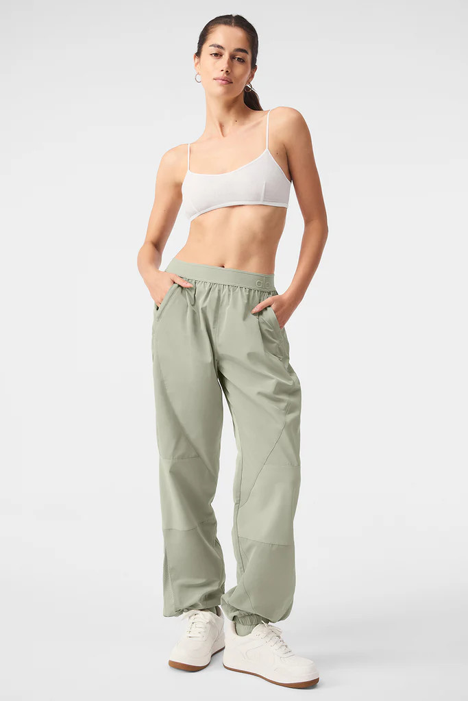 Mixed Media Reinvention Jogger | Alo Yoga (US)