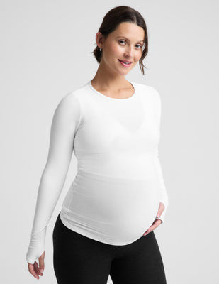 Featherweight Count On Me Maternity Crew Pullover | Beyond Yoga