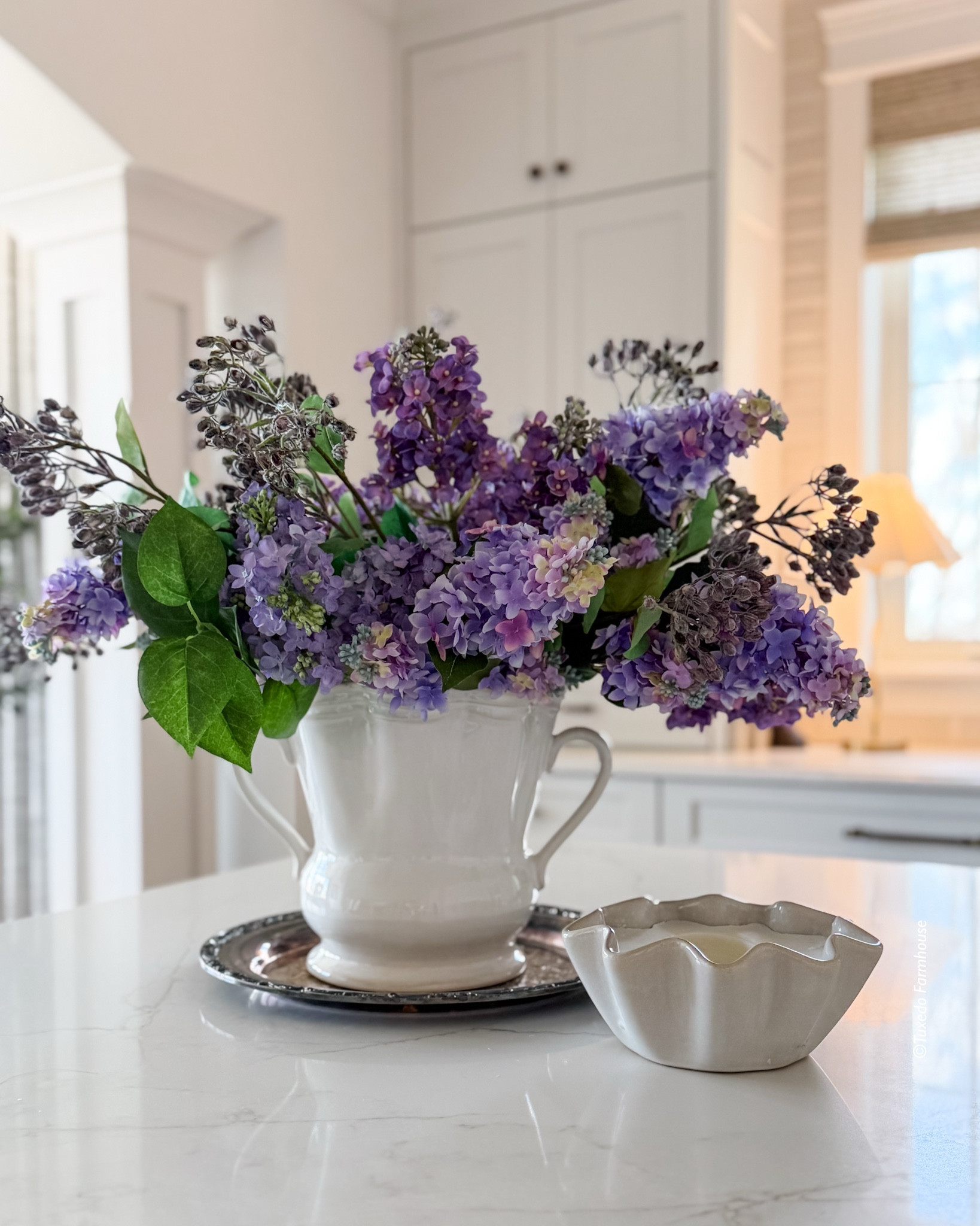 I found the prettiest vases for spring and summer blooms! How pretty are lilacs in these?!

I have 9 or 10 stems in my vase. I like mixing two or three different ones, sometimes a few designer stems with budget friendly. I also added another interesting stem in. the same tones. Sadly that one is not available, but I linked another that I have that would work great

#LTKSeasonal #LTKHome #LTKvlog