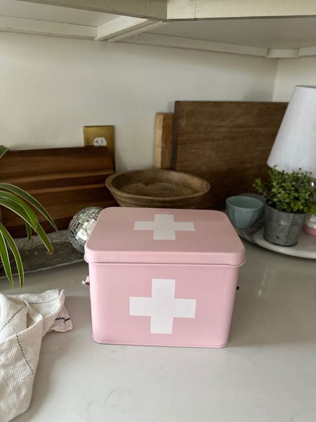I love this aesthetic pink first aid box for holding all of the kids, Band-Aids, and sick day essentials.

Comes in multiple colours and two different sizes.

First aid kit, family essential, mom essential, mom hack, amazon find, amazon hack, Amazon family, Amazon essential, aesthetic, pink home decor, organization, organized home

#LTKbaby #LTKkids #LTKfamily