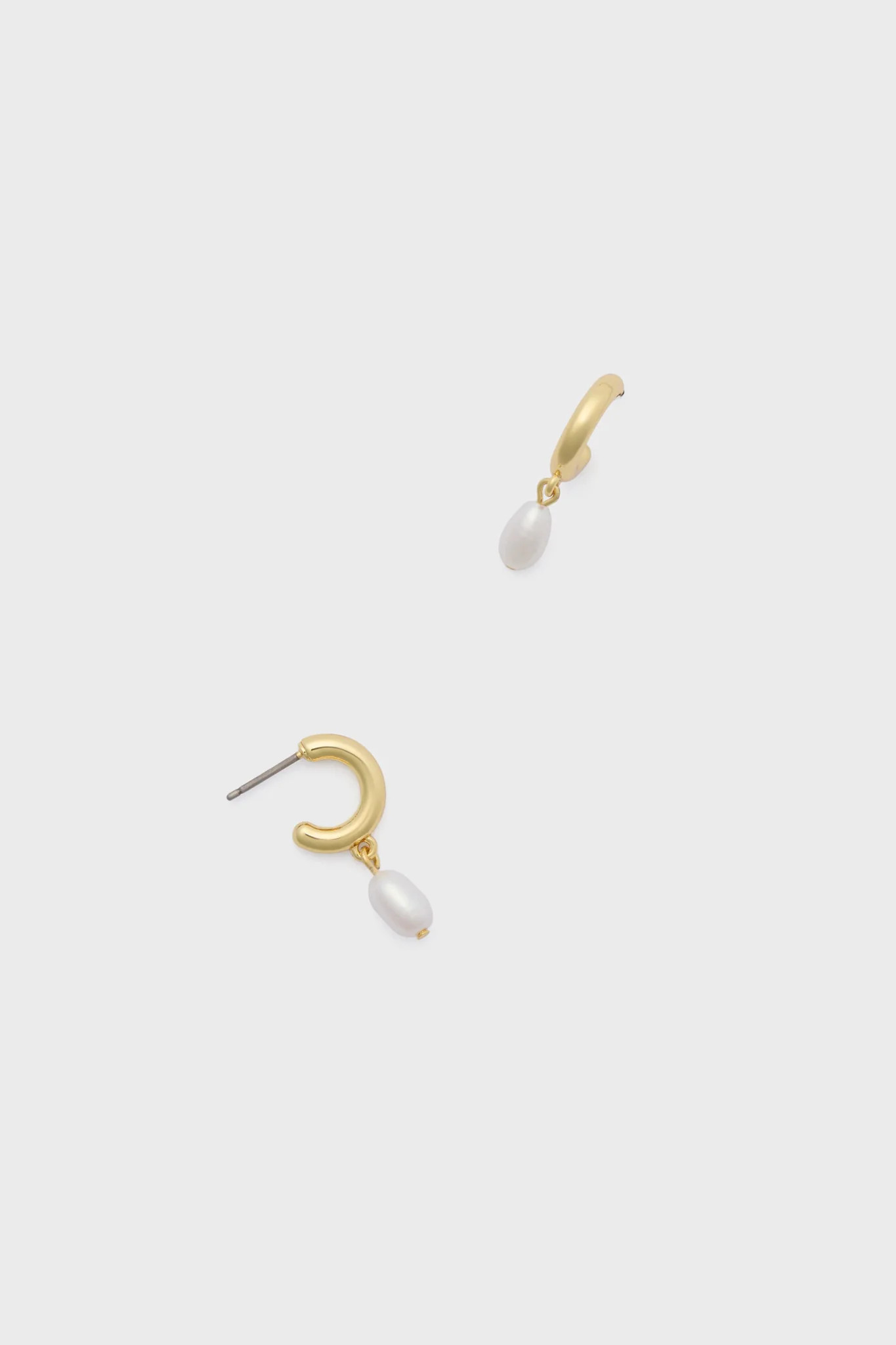 Drop Pearl Annabelle Hoop Earrings | Tuckernuck (US)