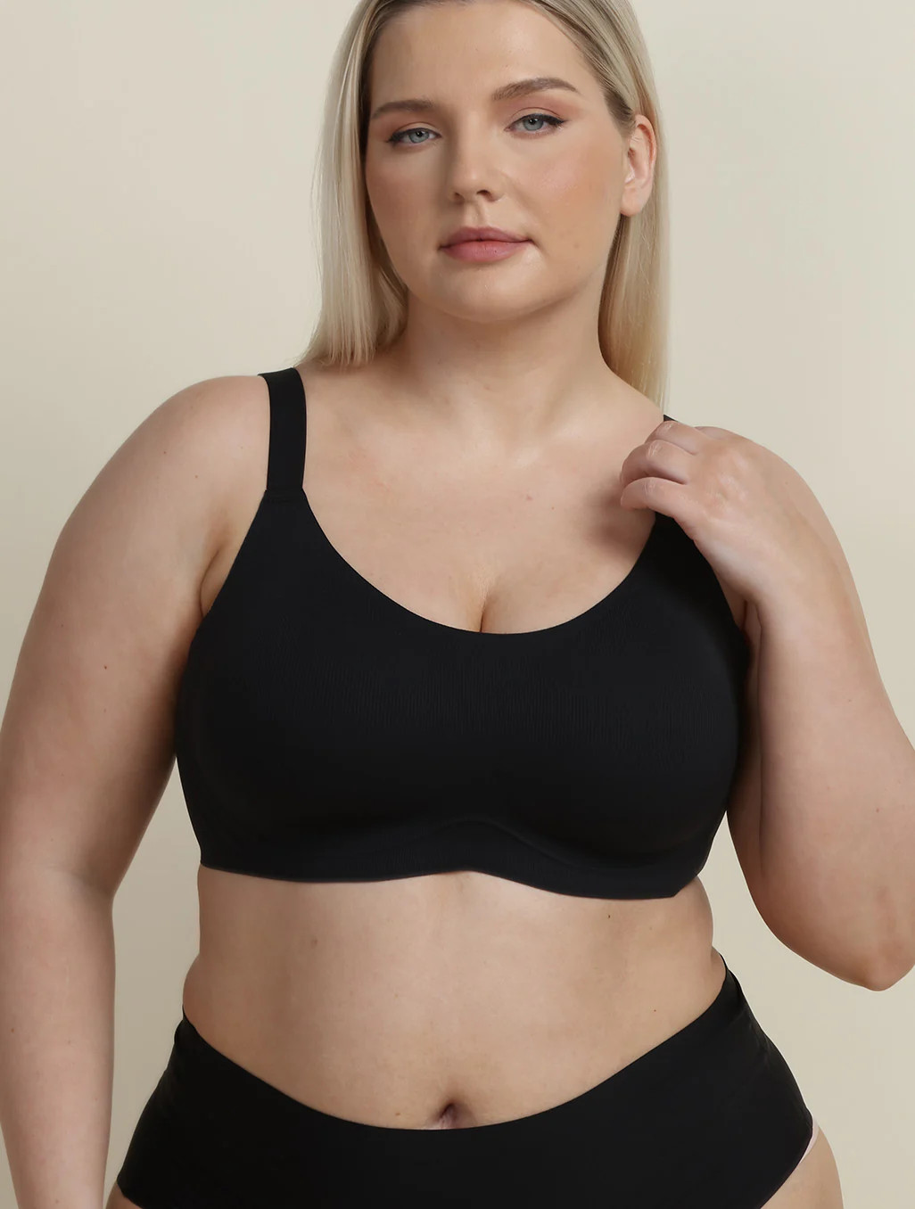 Comfelie® Airlite Breathable Spaghetti Bra with Vertical Stripes | Comfelie