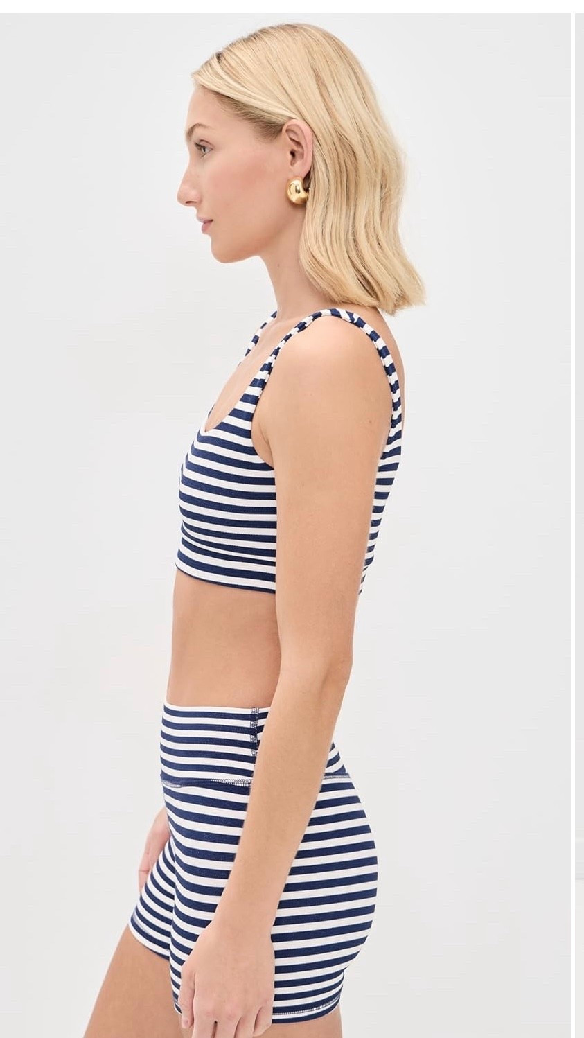 Trying new activewear! I got small in both