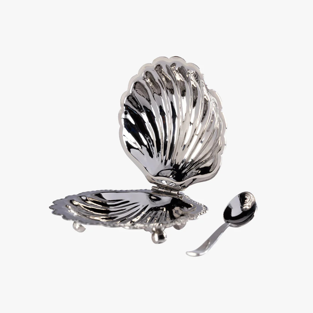 Cap Ferrat Fan Shell Bowl | Dear Keaton