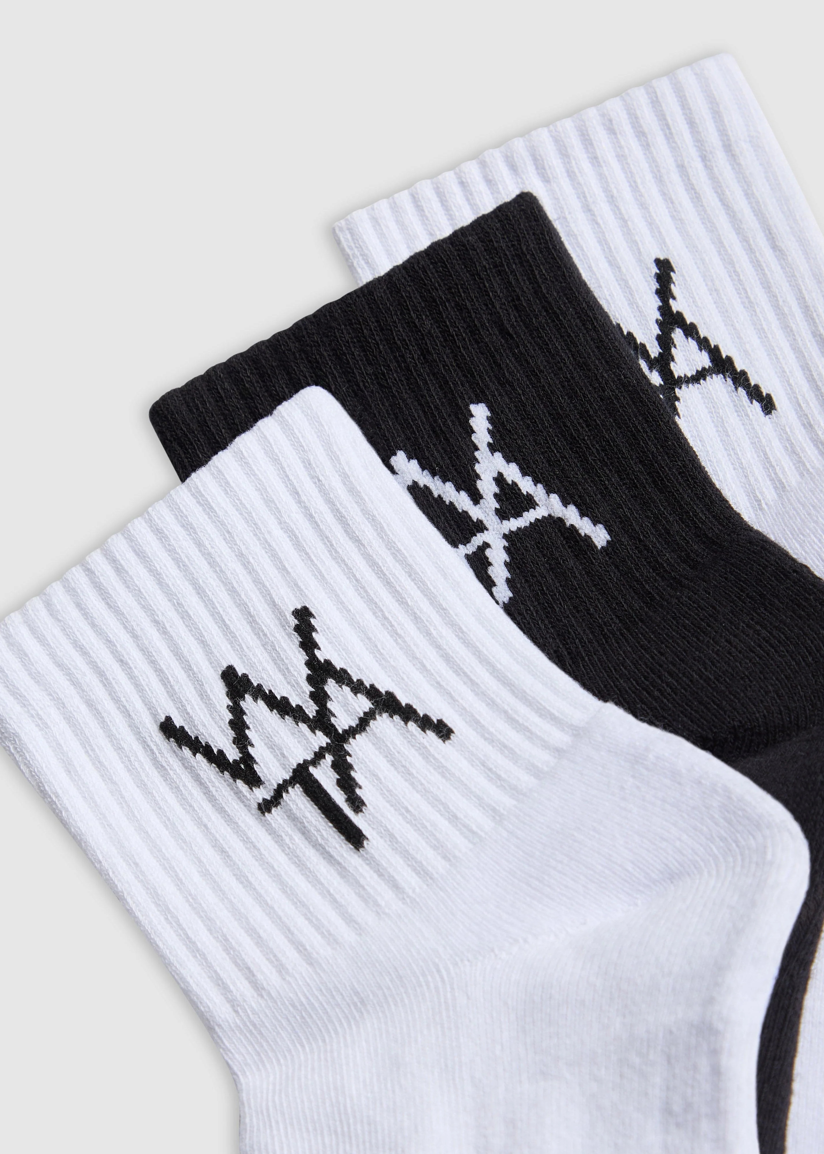 3 PACK LOGO SOCKS - MONOCHROME | WAT The Brand