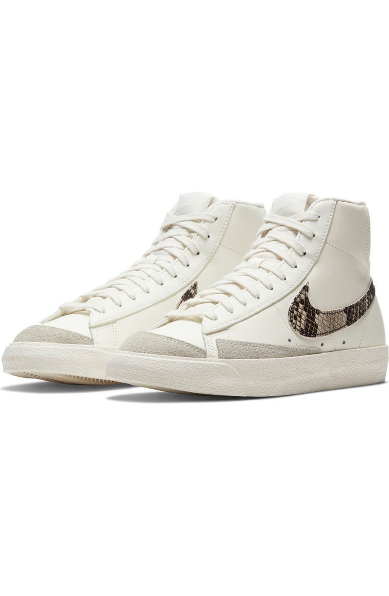 Blazer Mid '77 SE High Top Sneaker | Nordstrom