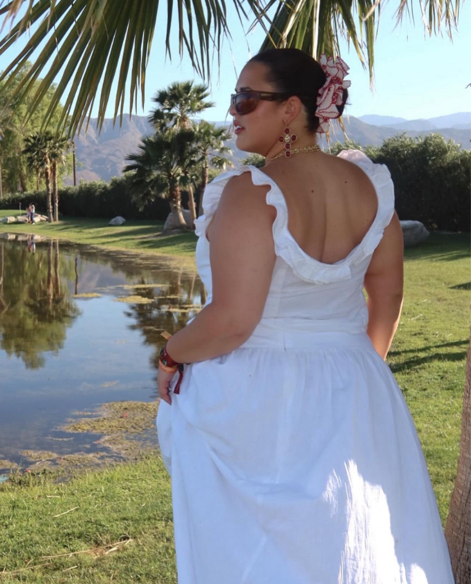 Big scrunchies>>> 

Spring outfit, summer outfit, white dress, vacation outfit, coquette

#LTKFestival #LTKplussize #LTKstyletip