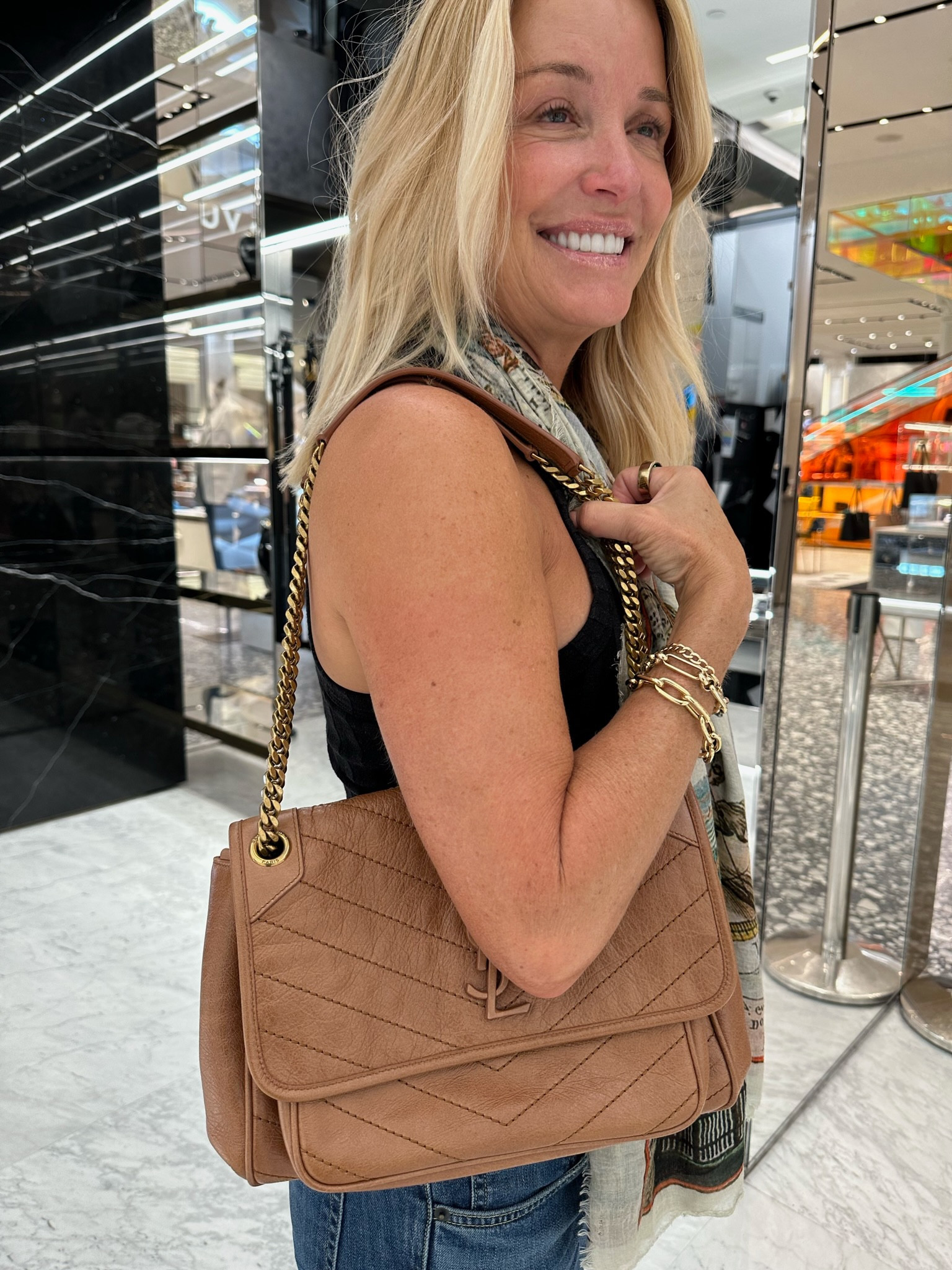 New splurge for my birthday!

Luxury handbag, YSL bag, luxury bag, neutral handbag, workwear bag, workwear look, date night bag, date night purse, birthday gift ideas, birthday gift for women

#LTKover40 #LTKitbag #LTKstyletip