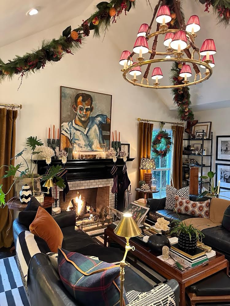 Interior designer Javier Burkle invites us back to his charming Texas bungalow for an exclusive look into how he decorates for the holidays. Check out our inspired edit!🎄🎁

#LTKhome #LTKHoliday #LTKSeasonal