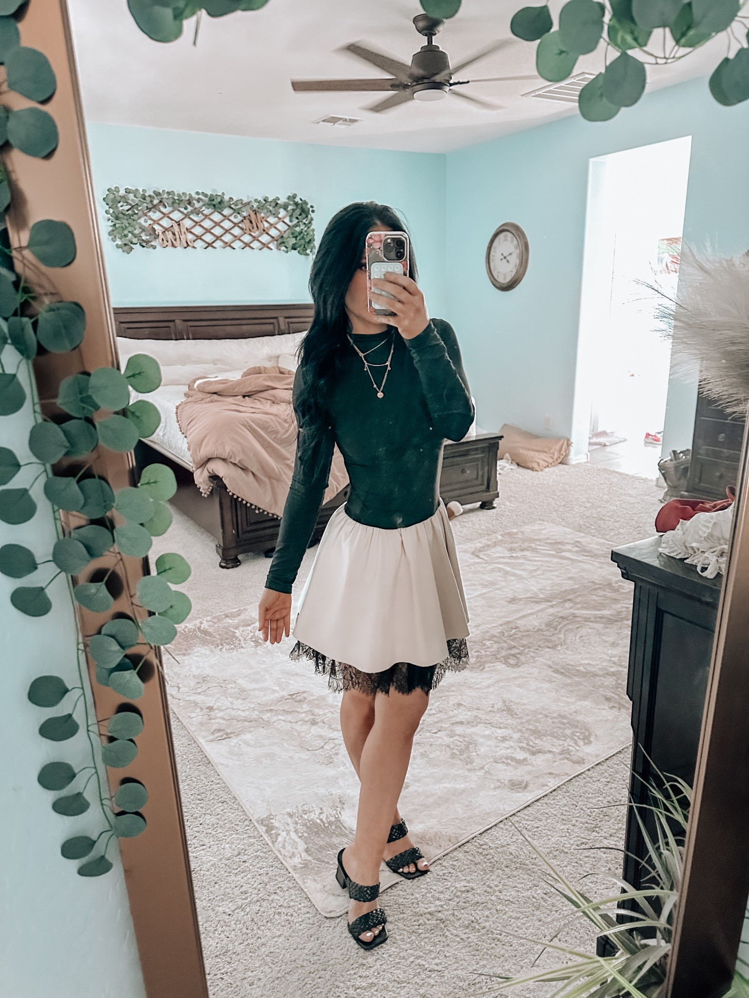 Simple but Chic OOTD for work 

#LTKStyleTip #LTKFindsUnder100