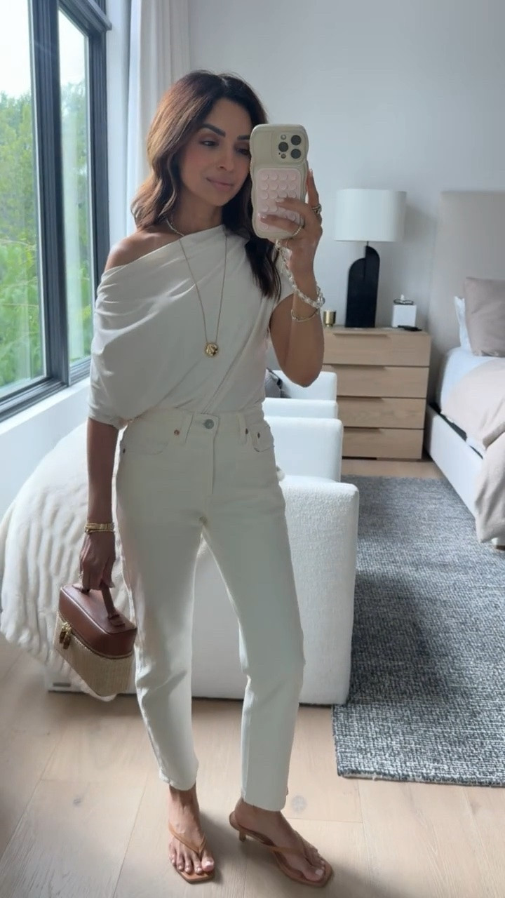 @abercrombie top! So cute. I love a monochromatic look 🤍 This was one of your favorites last week!

#LTKootd #LTKSeasonal