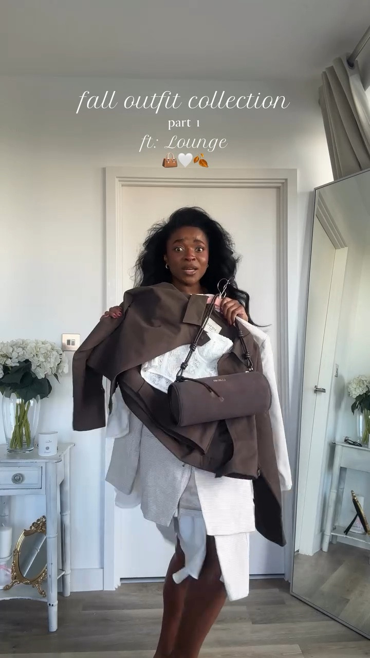 saying goodbye to the summer looks and hello to autumn outfits in @lounge_ 🍂🤍👜 | ad

#falloutfits #autumninlondon #mbf #pinterestgirl #softblackgirl