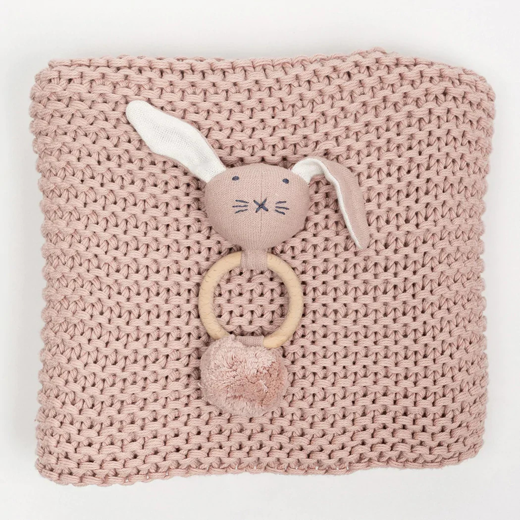 Comfy Knit Baby Gift Set, Rattle & Blanket Berry | SpearmintLOVE