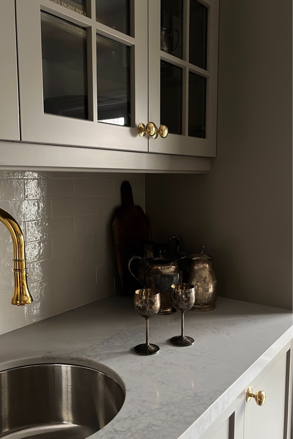 Vintage, home finds, Etsy finds, home decor, kitchen, kitchen styling, kitchen decor, kitchen accessories, brass, silver, hosting, kitchen refresh, home refresh.

#LTKstyletip #LTKhome