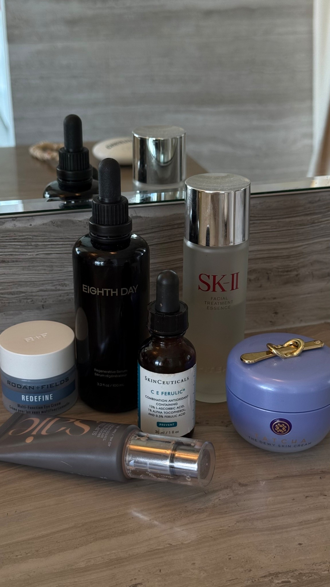 My skincare lineup- linked a few of my tried and tested skincare must-haves. 



#LTKBeauty