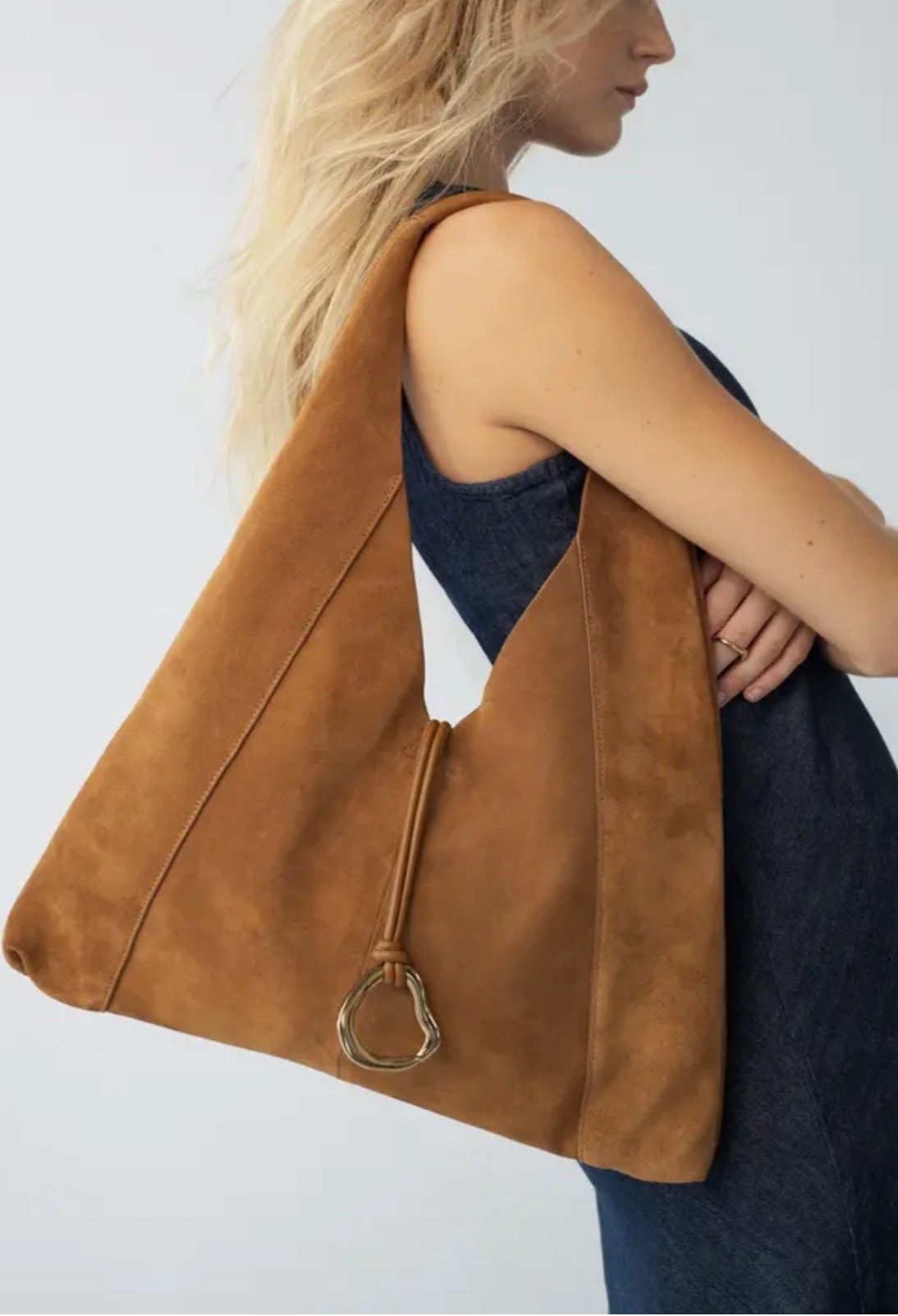 Spring outfit you can wear now!
Cropped trench 
Hobo bag
#ltkbeauty
#ltkfindsunder100

#LTKootd #LTKgrwm #LTKdayinmylife