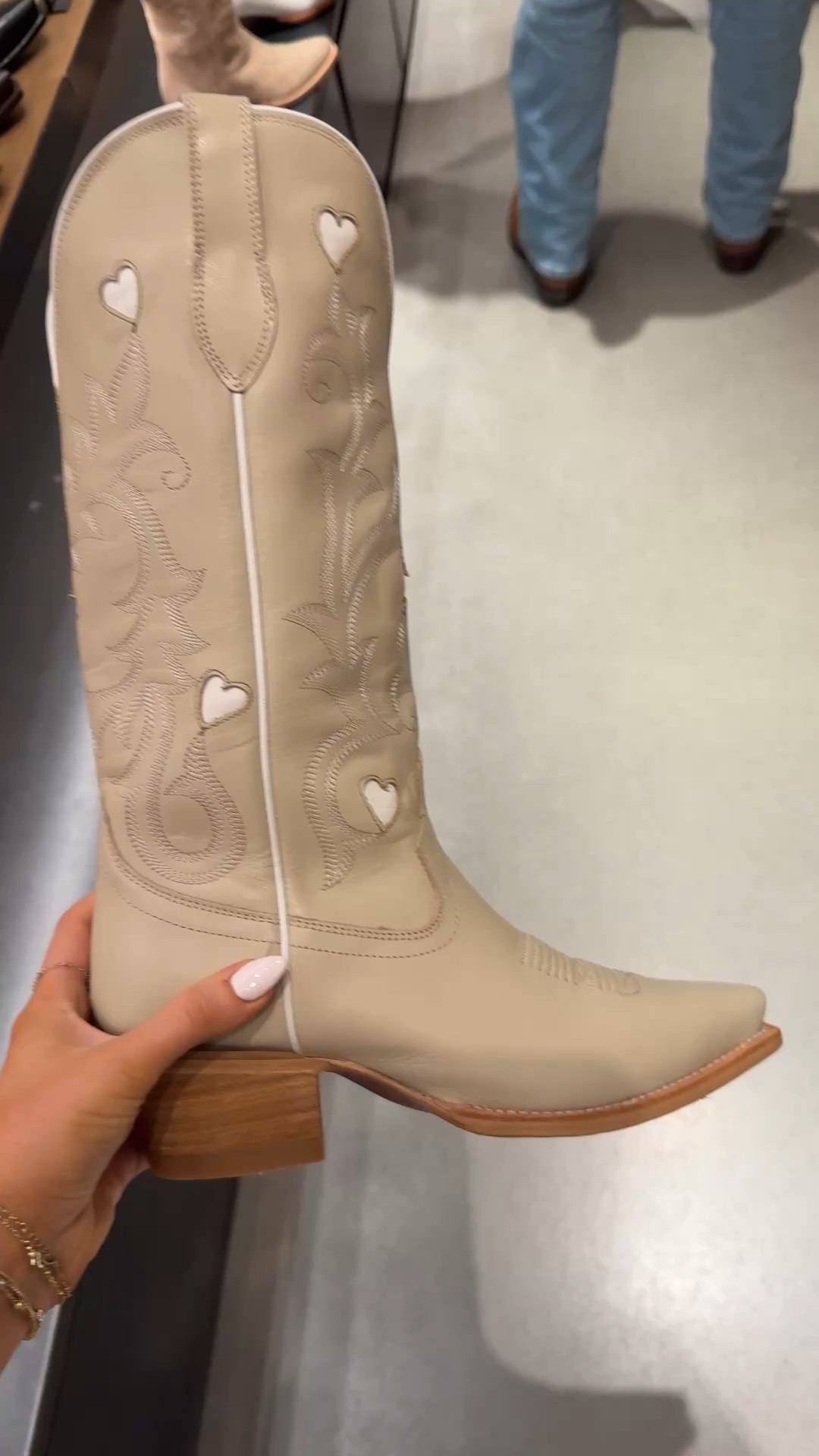 new boots hehe code KIRA10 works on all first time purchases :) size down half size!