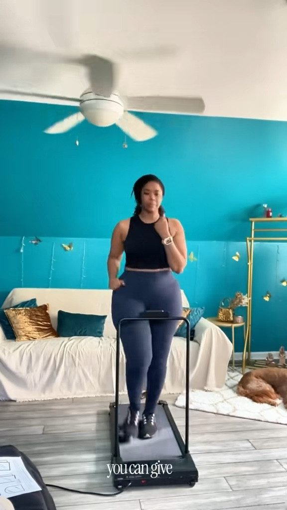 
Working out with a chronic illness is an uphill battle, and finding the energy just to start can feel impossible. 🥺 If traditional pre-workouts or energy drinks leave you jittery and crashing hard, you have to try this. The BrainMD Peak Energy gives me the cleanest, most sustained stamina to actually finish my treadmill runs without feeling awful afterward. 🏃🏽‍♀️💨 It’s a total game-changer for low-energy days! Grab it on my LTK! 
#over40
#workout
#ChronicFatigue
#BrainMD
#LtkWellness

#LTKMidsize #LTKPlusSize #LTKOver40