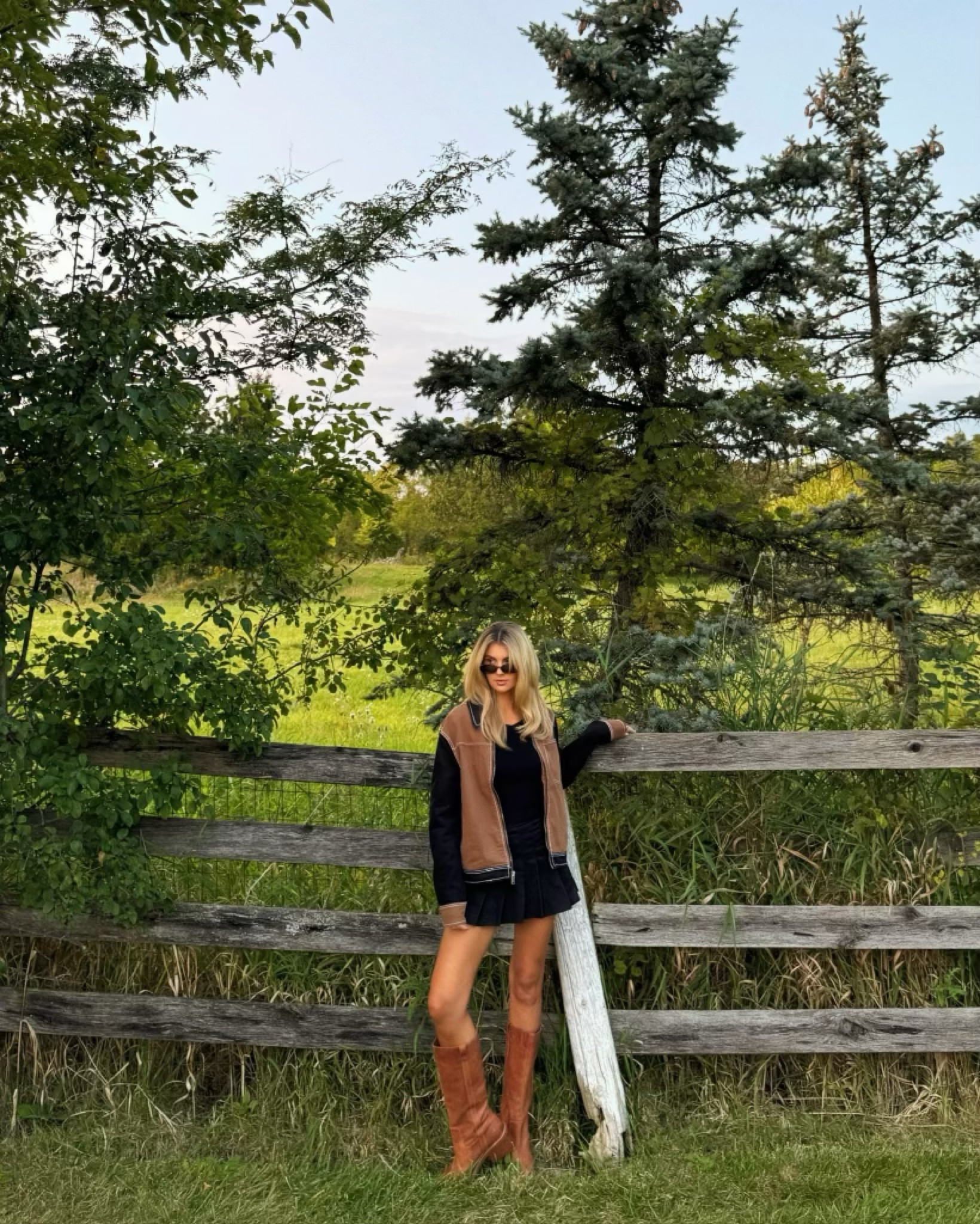 Loving black and brown together for the fall!! 🖤🤎

fall fashion, black and brown outfit, brown boots, trendy fashion, brown vest, outfit inspo 

#LTKStyleTip