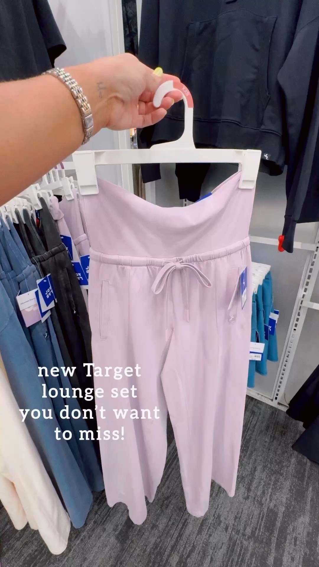 SIZE DOWN! I’m in an XXS. This set comes in 4 colors and is THE absolute dreamiest fabric ever. Wow! I took this home with me and I’m going to be livinggggg in it. #targetfinds #targetstyle #targetrun #targetforthewin #loungewear #momootd #sahm #backtoschool #wfhmom #matchingsets