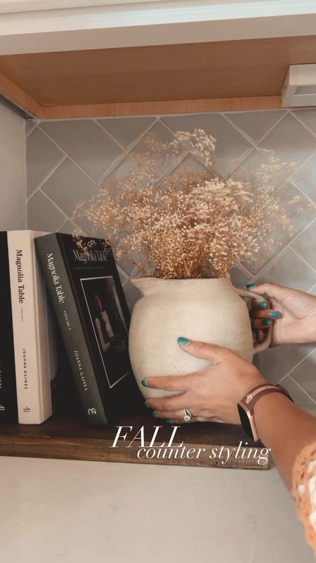 Fall kitchen counter styling✨

Fall Stems | Faux Stems | Vase | Cookbooks | Decorative Tray | Berry Bowl

#LTKstyletip #LTKSeasonal #LTKhome
