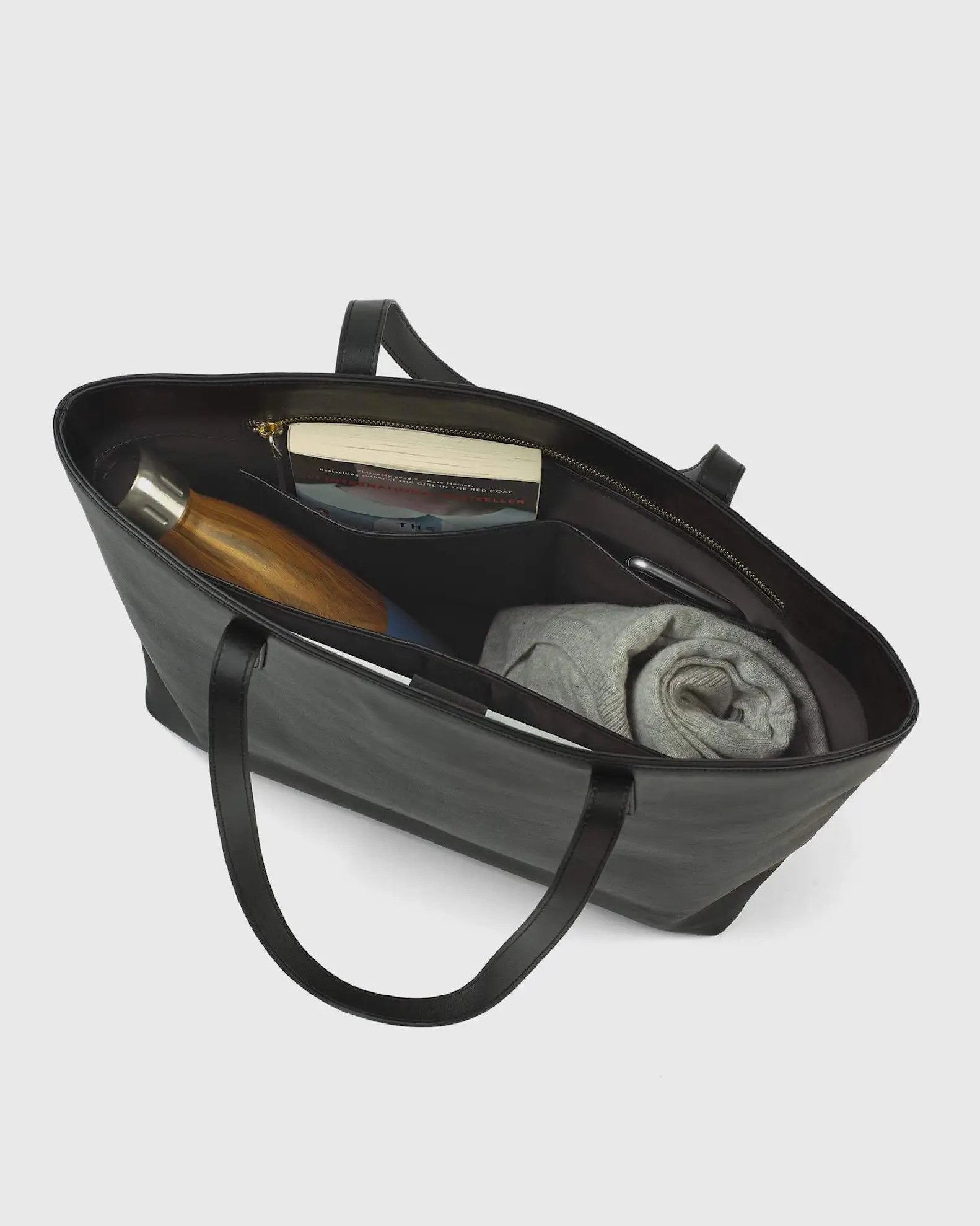 Classic Italian Leather Tote in Black | Quince