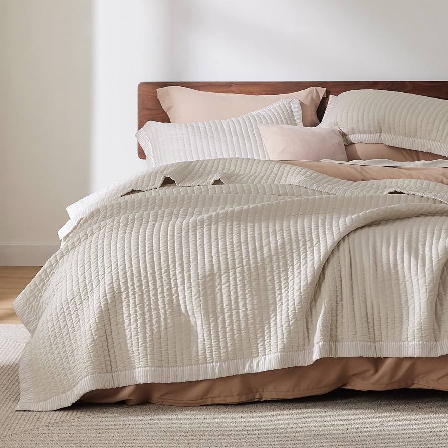 Bedsure Bone Bedspread Coverlet King Size - Lightweight Soft Quilt Bedding Set for All Seasons, C... | Amazon (US)