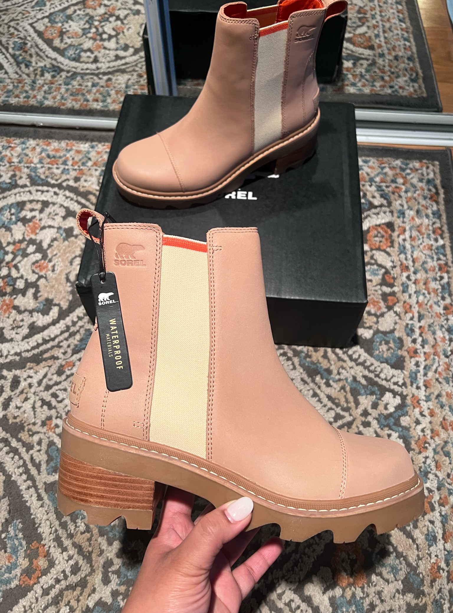 One of the brands that doesn’t disappoint me is Sorel. All of the shoes that I have from them are top notch and worth every penny. Found this pair on sale and it’s so perfect for workday or weekends, day and night.

True to size.
Sorel Boots
Winter boots 
Waterproof shoes
Nude booties 

#LTKshoecrush #LTKworkwear #LTKsalealert