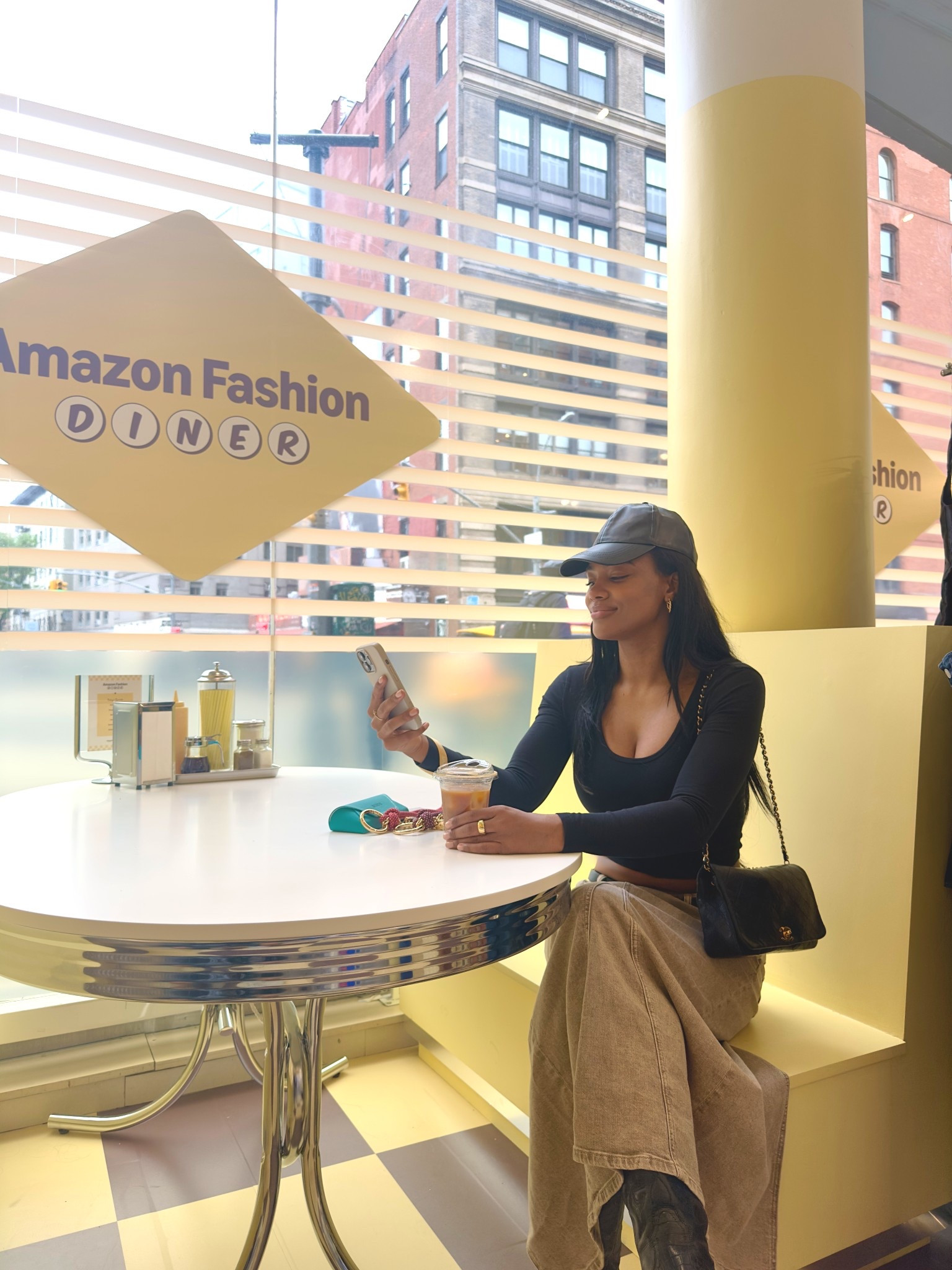 Casual rainy day outfit 

#LTKFindsUnder100 #LTKSummerEdit