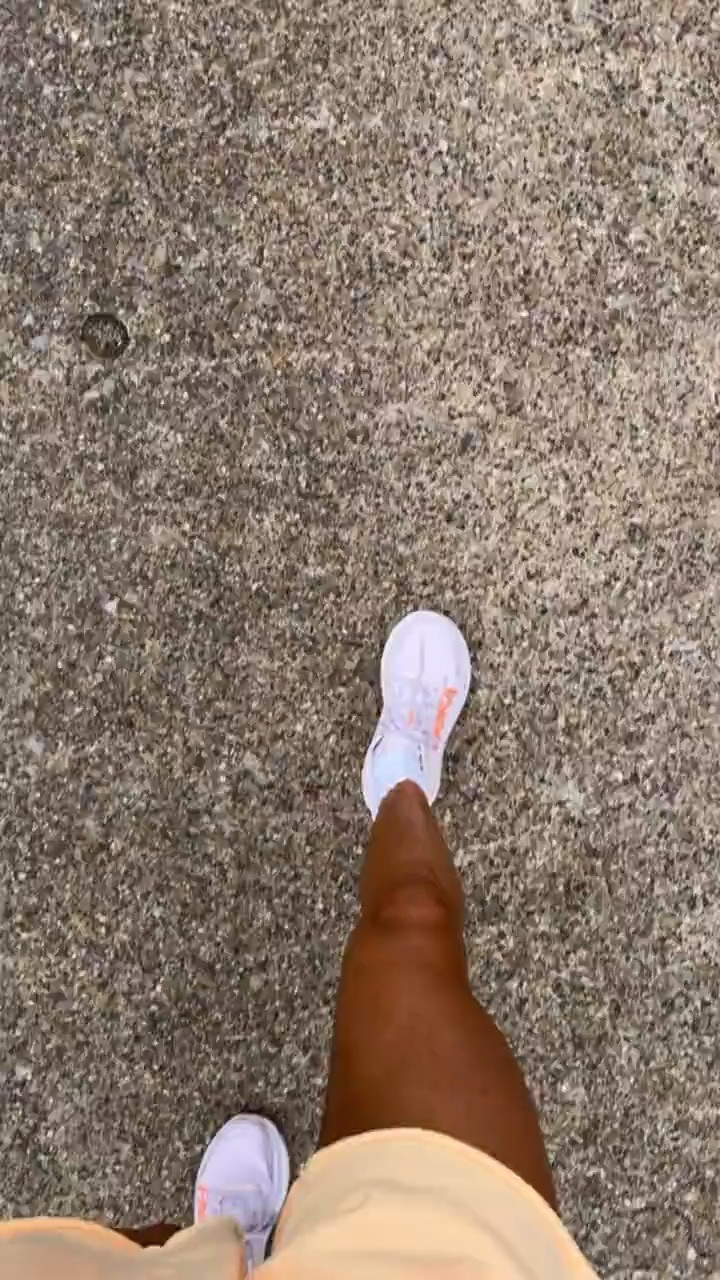 New shoe obsession 😍😍 insanely supportive yet still lightweight + comfortable! The cutest colors too 💗